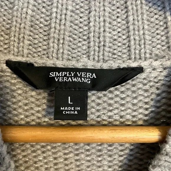 Vera Wang gray sweater - Picture 3 of 3